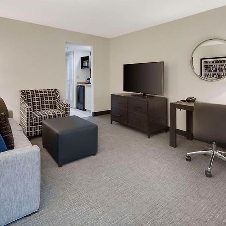 Embassy Suites By Hilton Detroit Troy Auburn Hills Extérieur photo