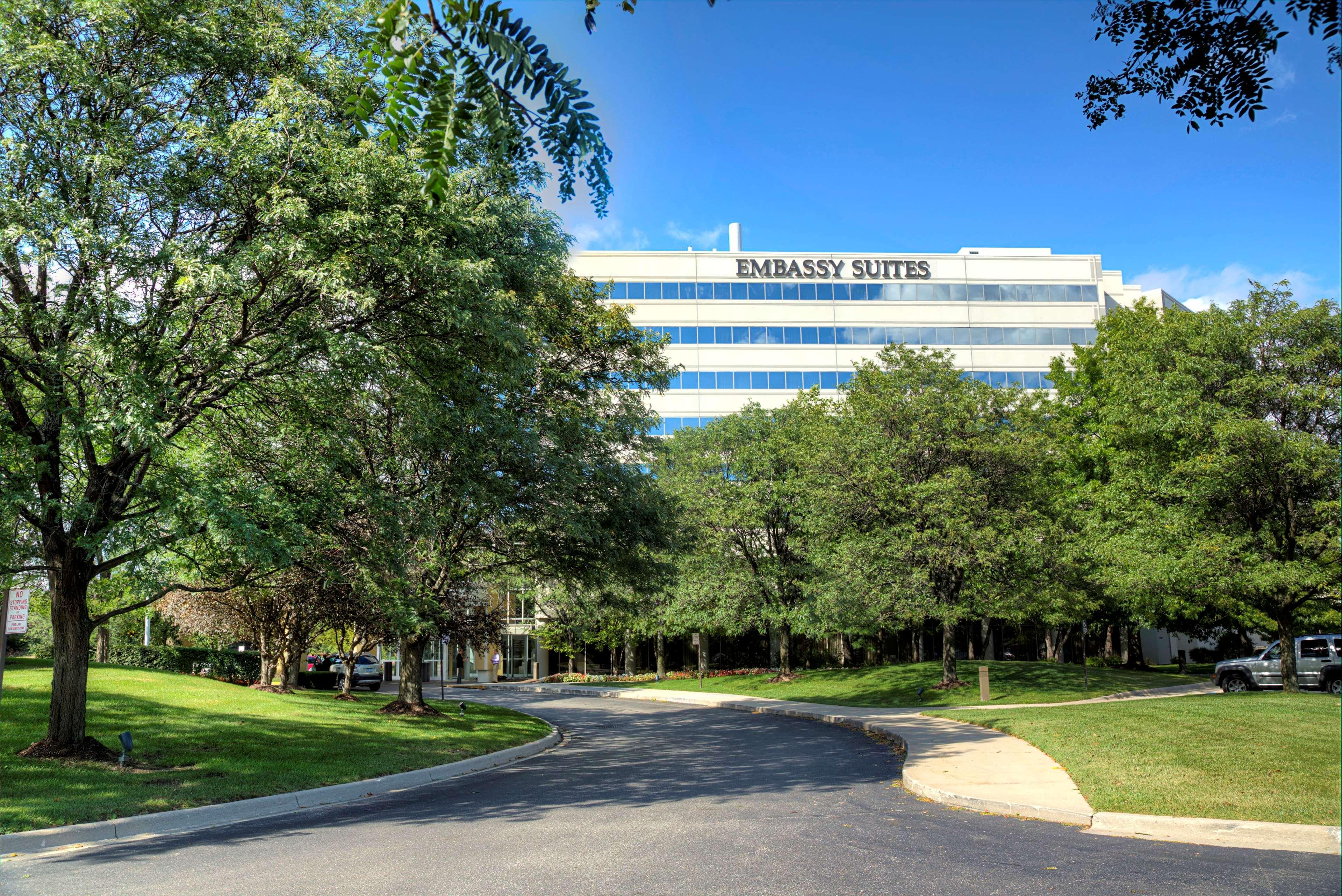 Embassy Suites By Hilton Detroit Troy Auburn Hills Extérieur photo
