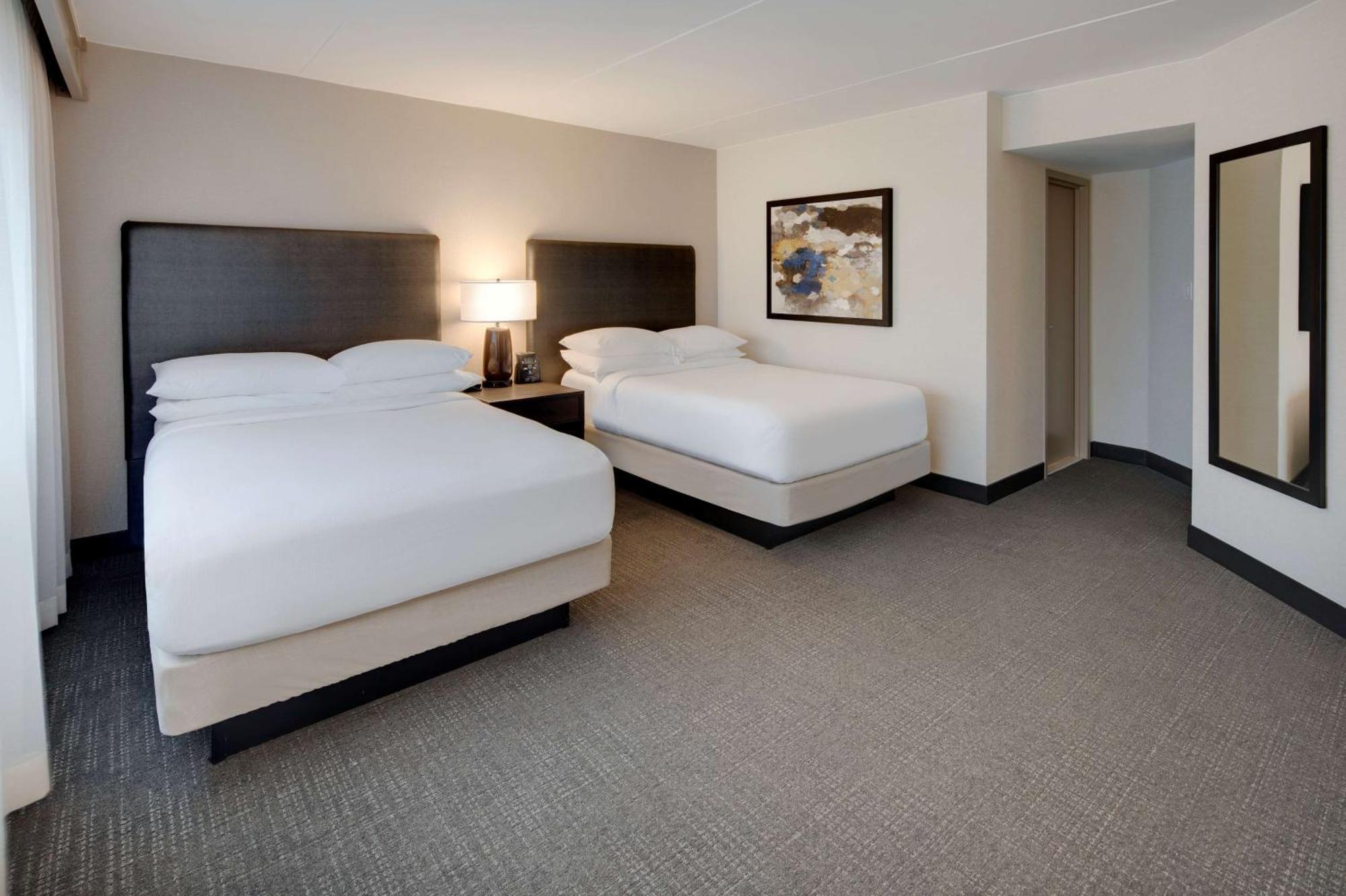 Embassy Suites By Hilton Detroit Troy Auburn Hills Extérieur photo